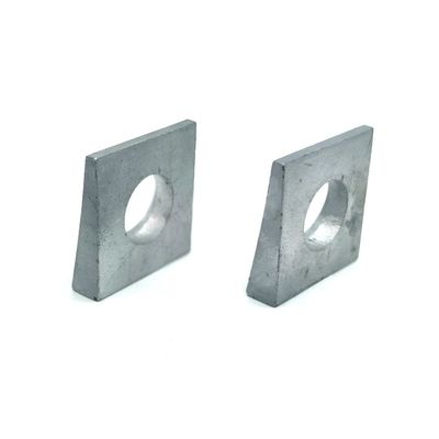 Arandelas Cuadradas Biseladas ASTM F436 Arandela Estructural Endurecida
